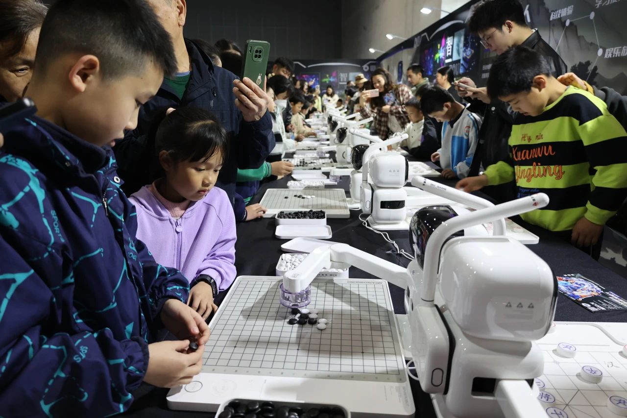 AI Intelligent Robots, Advertising Exhibition, and Animation—Three Exhibitions Blossom with Springtime Splendor